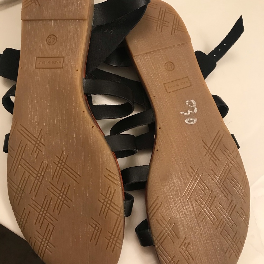 NVR been worn italian sandals sz 42(10M) $20 - Picture 4 of 7